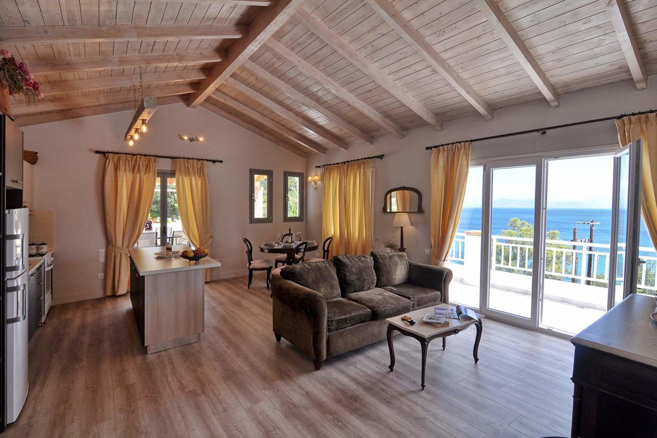 Veroniki Penthouse Deluxe Apartment Агиос-Иоаннис-Перист Экстерьер фото